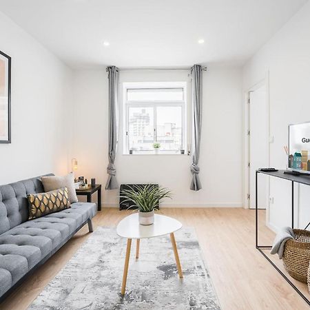 Guestready - Japandi-Chic Home In Central Oporto Esterno foto