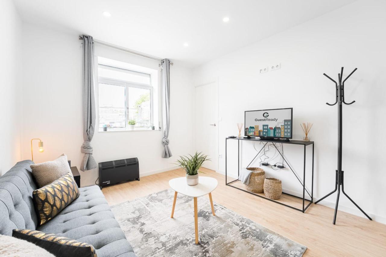 Guestready - Japandi-Chic Home In Central Oporto Esterno foto